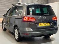 Usado VW Sharan SE 177 HP (130 kW) 2018 Preto Monovolume