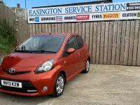 Used Toyota Aygo 68 HP (50 kW) 2013 Orange Hatchback