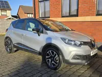 Used Renault Captur Iconic 90 HP (66 kW) 2018 Silver SUV