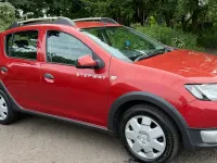 Used Dacia Sandero Lauréate 90 HP (66 kW) 2014 Red Hatchback