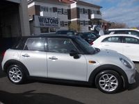 Used Mini Cooper Hatch 134 HP (98 kW) 2015 Silver Hatchback