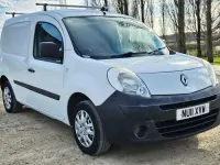 Usado Renault Kangoo 2011 Blanco Monovolumen