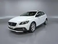 Used Volvo V40 2013 White Hatchback