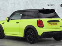 Używany Mini Cooper S Hatch 176 KM (129 kW) 2023 Żółty Hatchback