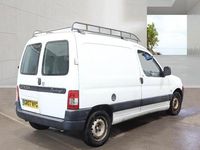 Used Citroën Berlingo 90 HP (66 kW) 2007 White MPV