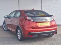 Used Honda Civic SE Plus 120 HP (88 kW) 2016 Red Hatchback