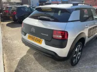 Używany Citroën C4 Cactus Flair 100 KM (73 kW) 2016 Srebrny Hatchback