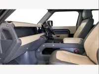 Used Land Rover Defender SE Dynamic 246 HP (180 kW) 2022 Santorini black SUV