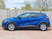 Begagnad Renault Captur Iconic 140 HK (102 kW) 2022 Blå SUV