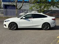 Usado BMW 218 Sport Line 150 CV (110 kW) 2023 Blanco Coupe