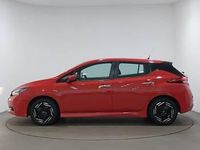 Gebraucht Nissan Leaf Acenta 110 kW (150 PS) 2022 Rot Kleinwagen