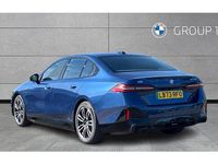 Begagnad BMW i5 M Sport 250 kW (340 HK) 2023 Blå Sedan