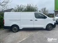 Used Vauxhall Vivaro 100 HP (73 kW) 2023 White MPV