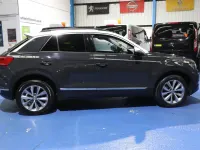 Usado VW T-Roc Design 150 CV (110 kW) 2019 Gris SUV