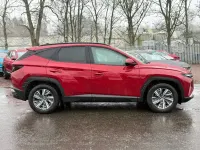 Używany Hyundai Tucson SE 150 KM (110 kW) 2022 Czerwony SUV