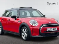 Usado Mini Cooper Classic 134 CV (98 kW) 2023 Rojo Utilitario