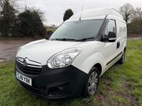 Used Vauxhall Combo 105 HP (77 kW) 2018 White Van