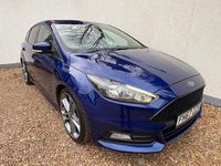 Used Ford Focus ST 250 HP (183 kW) 2018 Blue Hatchback
