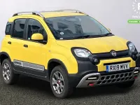 Used Fiat Panda Cross Cross 90 HP (66 kW) 2019 Yellow Hatchback