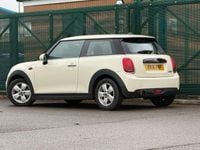 Used Mini Cooper Hatch 136 HP (100 kW) 2018 White Hatchback