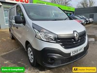 used Renault Trafic 1.6 LL29 BUSINESS DCI 120 BHP IN SILVER WITH 61,760 MILES AND A FULL SERVICE HISTORY, 2 OWNER FROM N