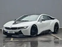 Used BMW i8 Pure Impulse 362 HP (266 kW) 2016 Multicolour Coupe