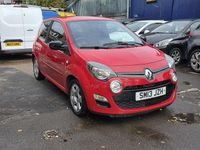 Usado Renault Twingo Dynamique 75 HP (55 kW) 2013 Vermelho Citadino