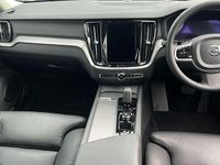 Usado Volvo S60 Plus 247 HP (181 kW) 2023 Preto Sedan