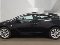 Second-hand Vauxhall Astra GTC SRi 136 CP (100 kW) 2017 Negru Hatchback