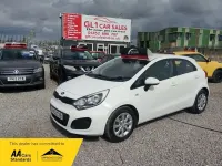 Used Kia Rio Air 84 HP (61 kW) 2013 White Hatchback