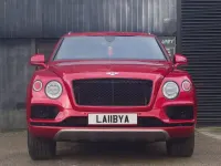 Used Bentley Bentayga 608 HP (447 kW) 2018 Red SUV