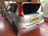 Begagnad Nissan Note Tekna 110 HK (80 kW) 2008 Silver Halvkombi