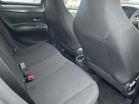 Used Toyota Aygo X 72 HP (52 kW) 2022 Cardamon green / black SUV