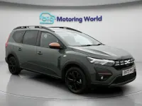Used Dacia Jogger Extreme 141 HP (103 kW) 2024 Green MPV