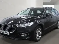 Używany Ford Mondeo Zetec 180 KM (132 kW) 2021 Czarny Kombi