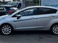 Usado Ford Fiesta Titanium 2016 Prateado Citadino
