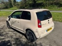 Used Seat Mii 75 HP (55 kW) 2015 Beige Hatchback