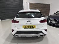 Used Kia XCeed 118 HP (86 kW) 2020 White SUV
