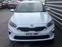 Used Kia Ceed 158 HP (116 kW) 2021 White Hatchback
