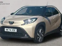 Used Toyota Aygo X 72 HP (52 kW) 2024 Ginger beige bitone SUV