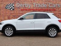 Used VW T-Roc SE 115 HP (84 kW) 2018 White SUV