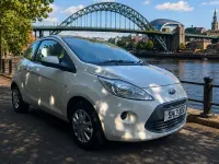Used Ford Ka 69 HP (50 kW) 2013 White Hatchback