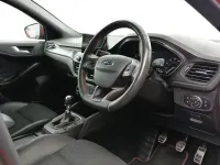 Used Ford Focus ST-Line X 125 HP (91 kW) 2019 Red Hatchback
