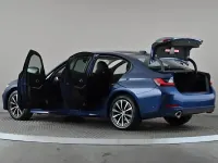 Used BMW 320 Sport Line 184 HP (135 kW) 2023 Blue Sedan
