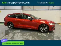 Usado Volvo V60 R-Design 2021 Vermelho Carrinha