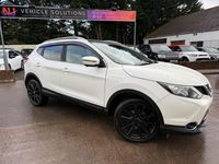 Used Nissan Qashqai Tekna 110 HP (80 kW) 2017 White SUV