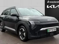 Begagnad Kia EV3 Air 150 kW (204 HK) 2025 Svart SUV