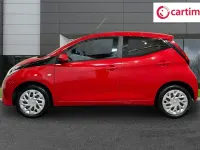 Używany Toyota Aygo X-play 71 KM (52 kW) 2019 Czerwony Hatchback