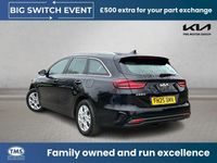 Usado Kia Ceed 138 HP (101 kW) 2025 Preto Citadino