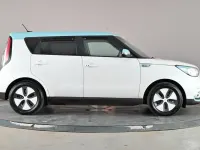Used Kia Soul 80 kW (110 HP) 2018 White SUV